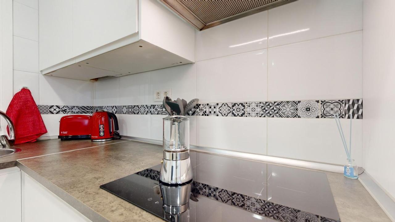 Viana Vivienda Turistica Moderna Y Reformada Con Wifi Apartment Bilbao Exterior photo