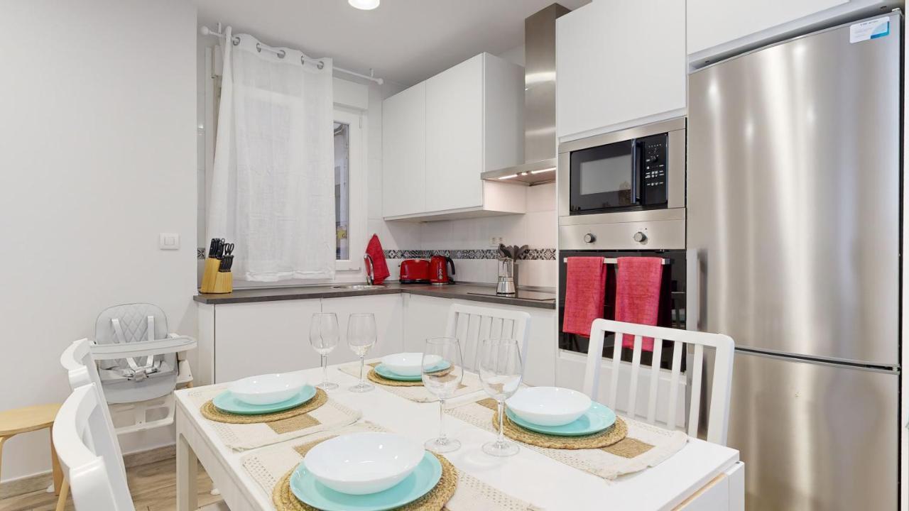 Viana Vivienda Turistica Moderna Y Reformada Con Wifi Apartment Bilbao Exterior photo